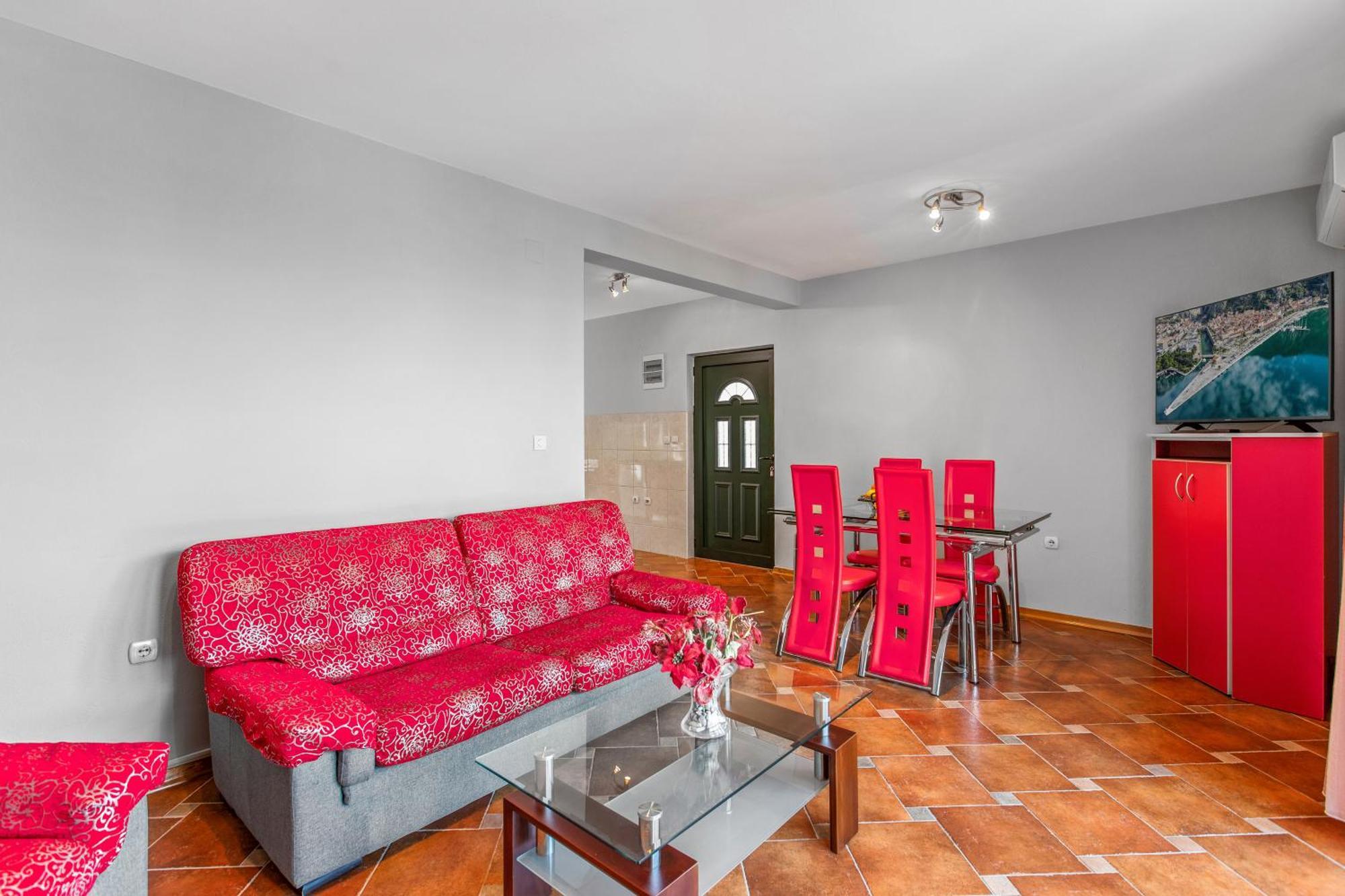 Apartments Doncic コトル 部屋 写真