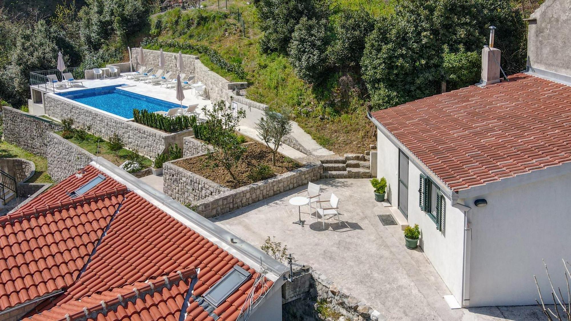 Apartments Doncic コトル 部屋 写真