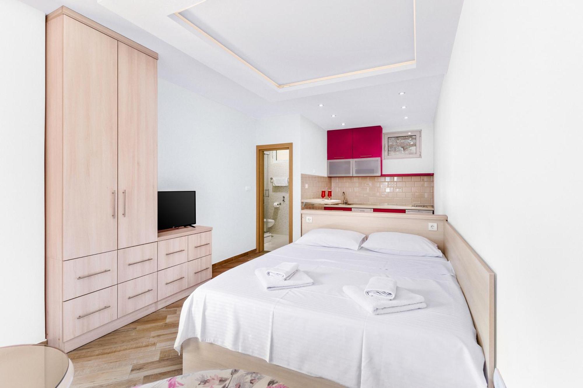 Apartments Doncic コトル 部屋 写真