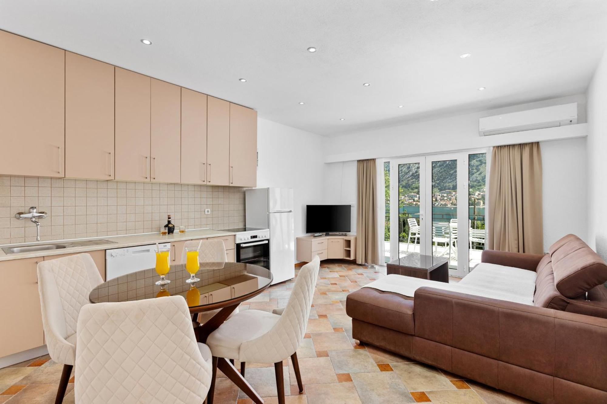 Apartments Doncic コトル エクステリア 写真