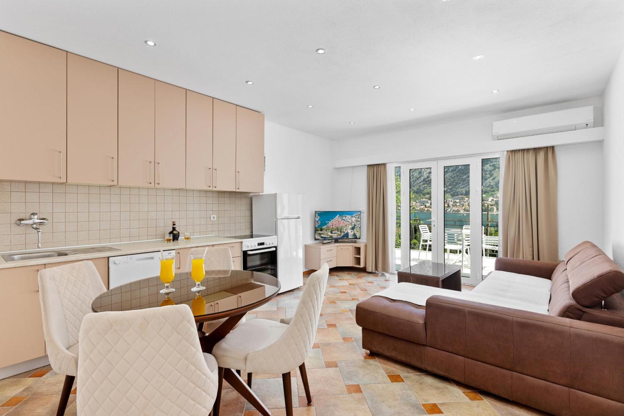 Apartments Doncic コトル エクステリア 写真