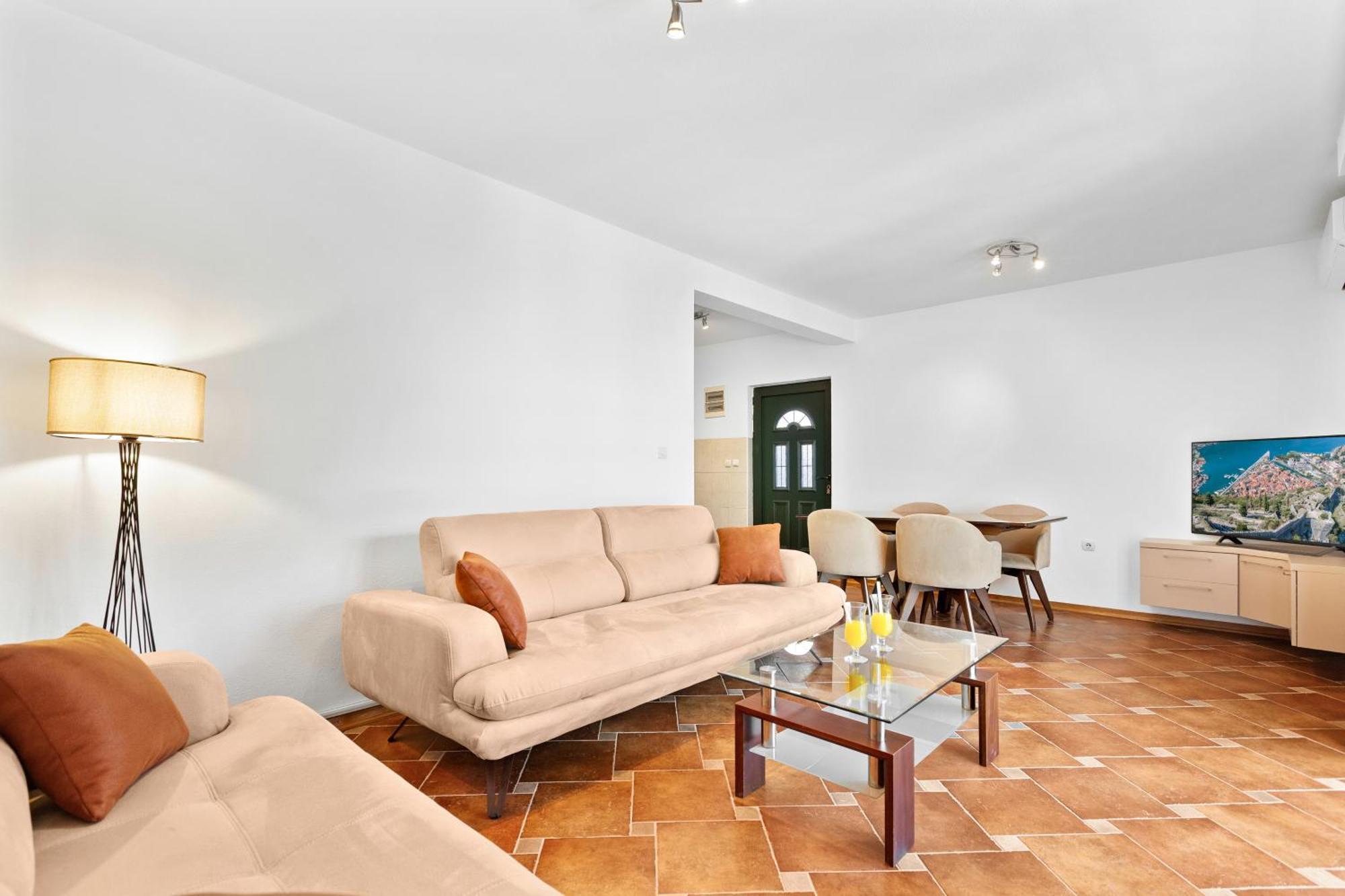 Apartments Doncic コトル エクステリア 写真