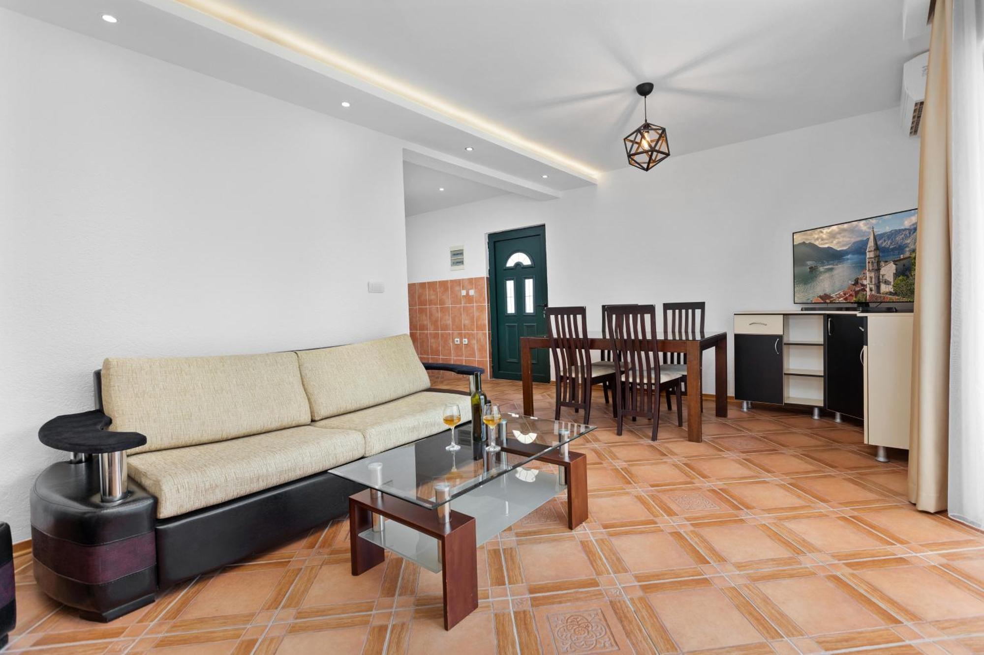 Apartments Doncic コトル エクステリア 写真