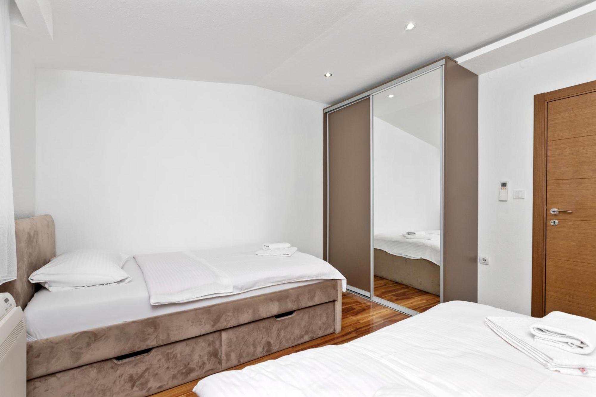 Apartments Doncic コトル 部屋 写真