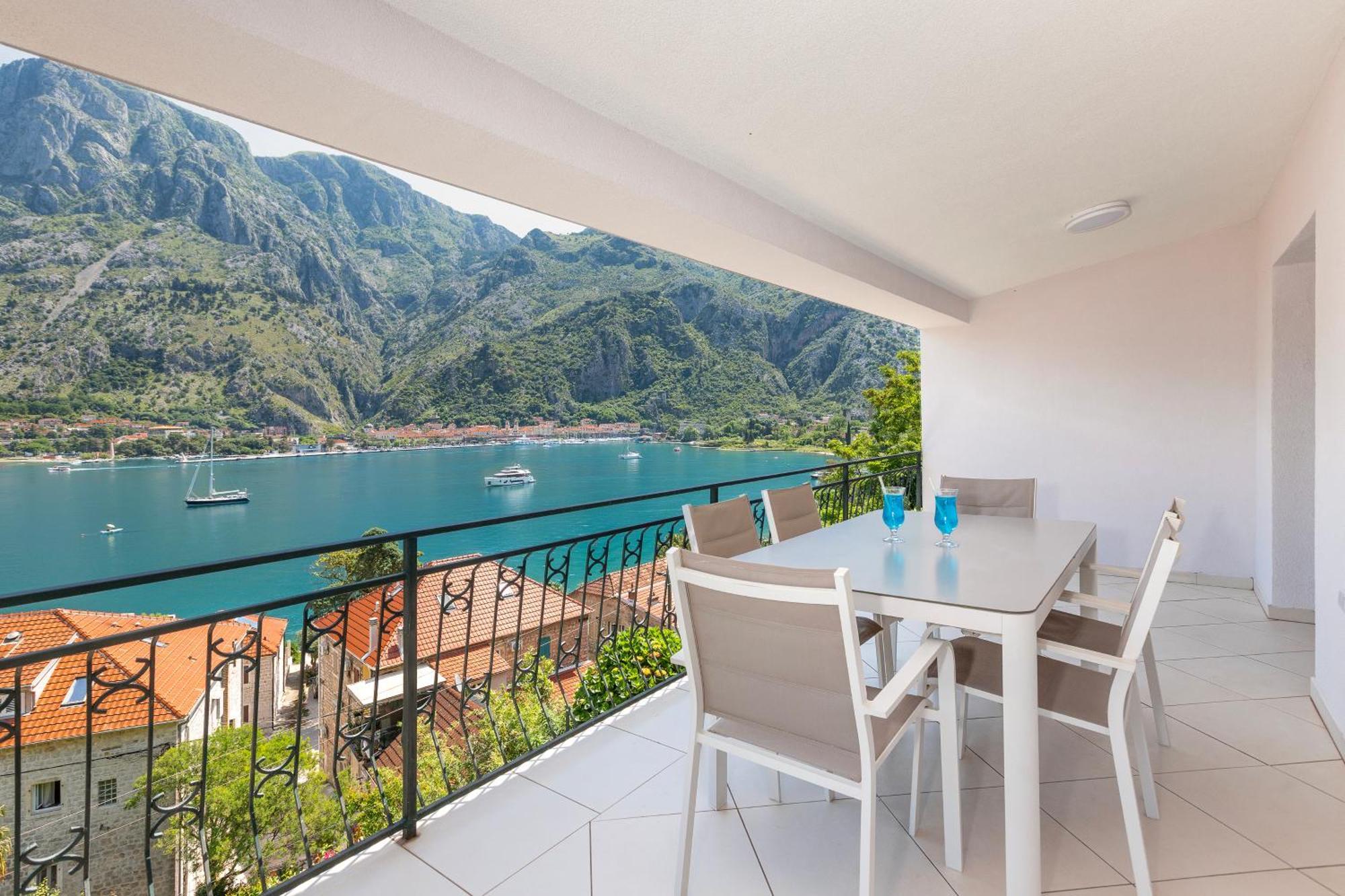 Apartments Doncic コトル エクステリア 写真